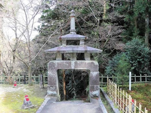 油山観音「潮音堂」永代供養塔