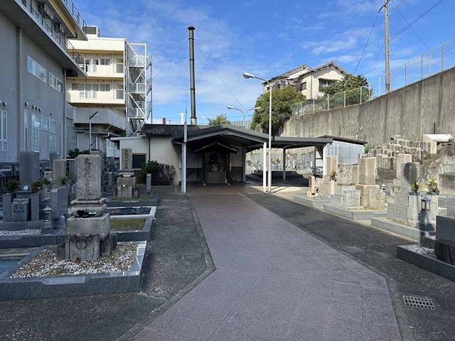 樫山墓地
