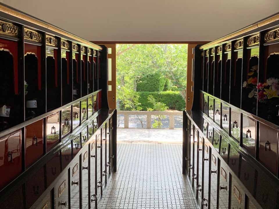 徳門寺 樹木葬・永代供養塔・納骨堂