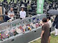 三古寺墓苑　樹木葬 お参り風景