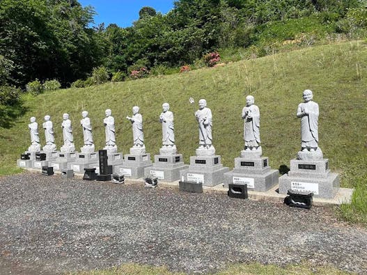 三古寺墓苑　樹木葬