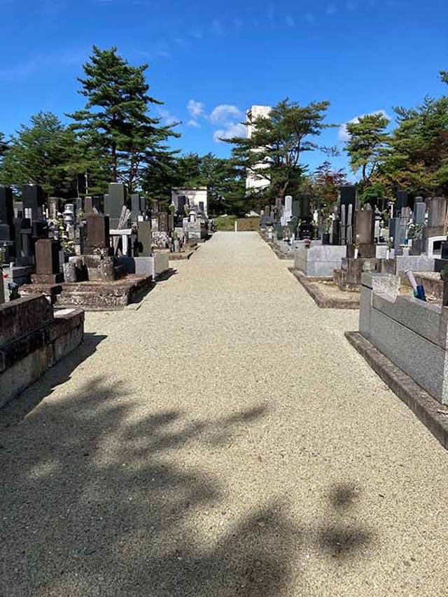 葛岡霊園