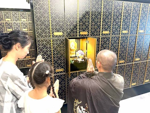 天寧寺納骨堂　圓徳殿