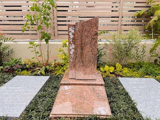 庭園型 樹木葬「ひかりのガーデン」