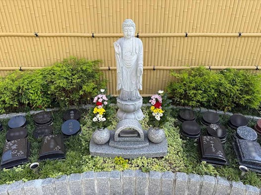 滋賀守山樹木葬墓地