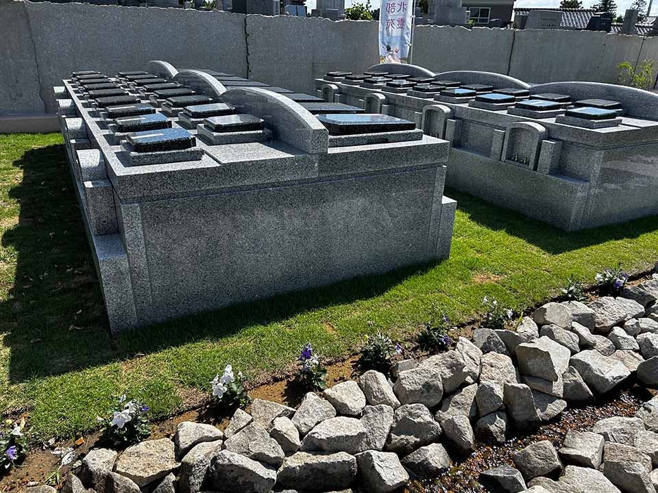 富山市北部霊苑