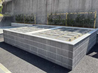 竜山公園墓地　樹木葬　みはらしの丘