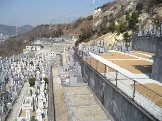 竜山公園墓地 樹木葬 みはらしの丘