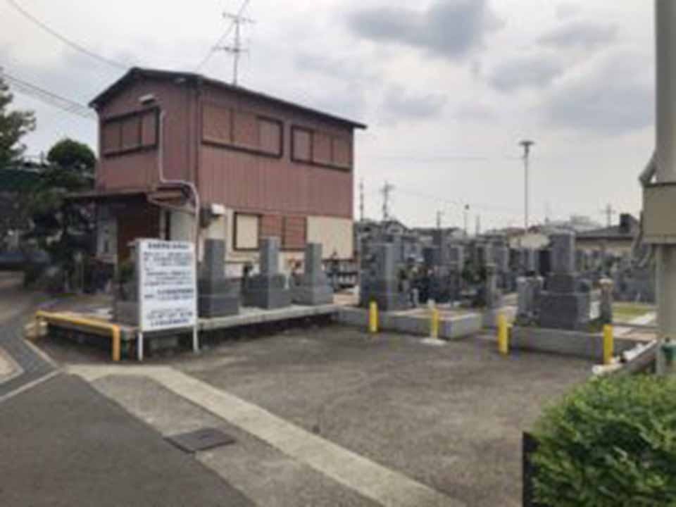 日下墓地の画像