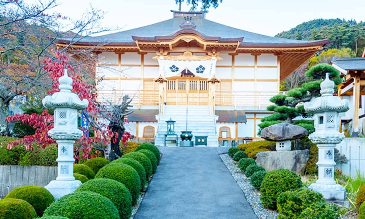 ながのさくら天空樹木葬霊園
