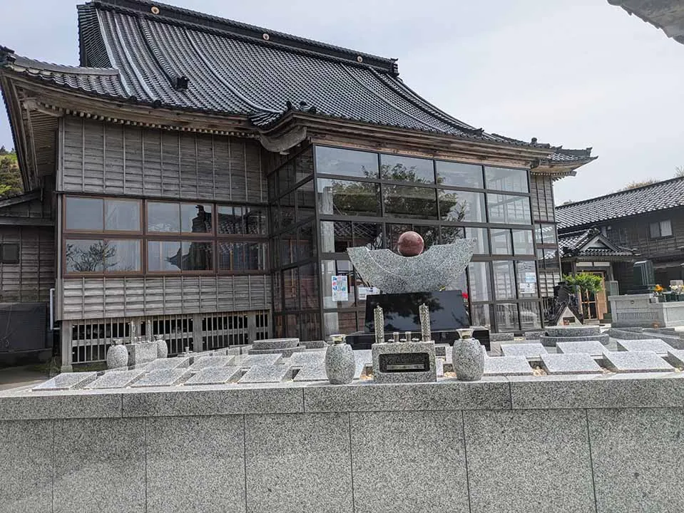 樹木葬やすらぎ　糸魚川