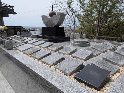樹木葬やすらぎ　糸魚川