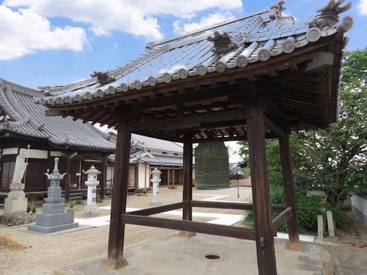 医王寺 のうこつぼ