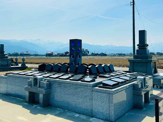古黒部墓地 モニュメント葬