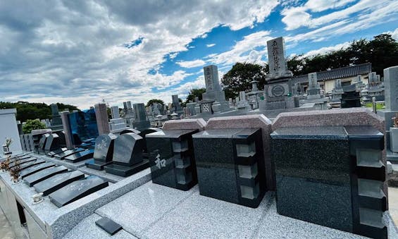 利生寺浜黒崎墓地