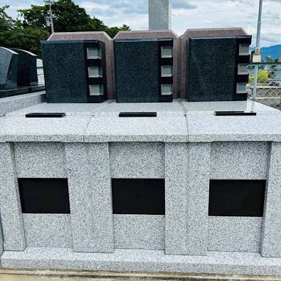 利生寺浜黒崎墓地