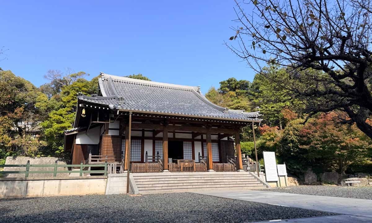 小石観音寺 清浄光廟（永代供養納骨堂）