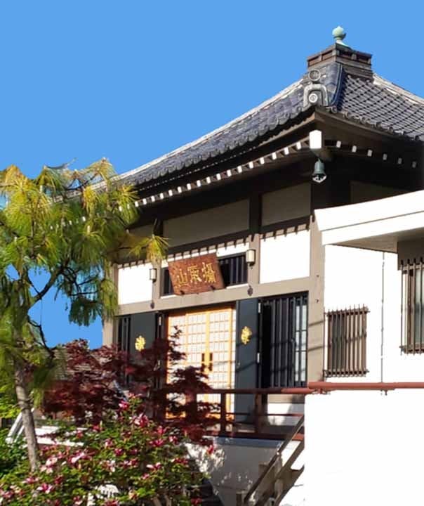 専行寺 新設プレート墓地「法輪廟」・永代供養墓「無極廟」 本堂全景