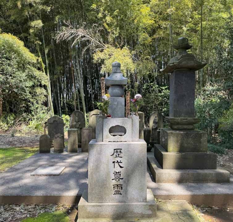 リーフログ下妻樹木葬墓苑