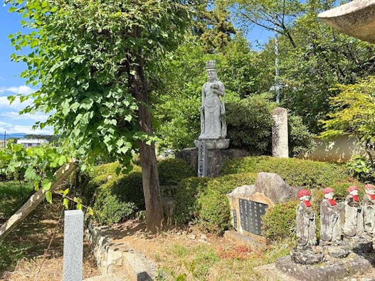 寳樹院 のうこつぼ