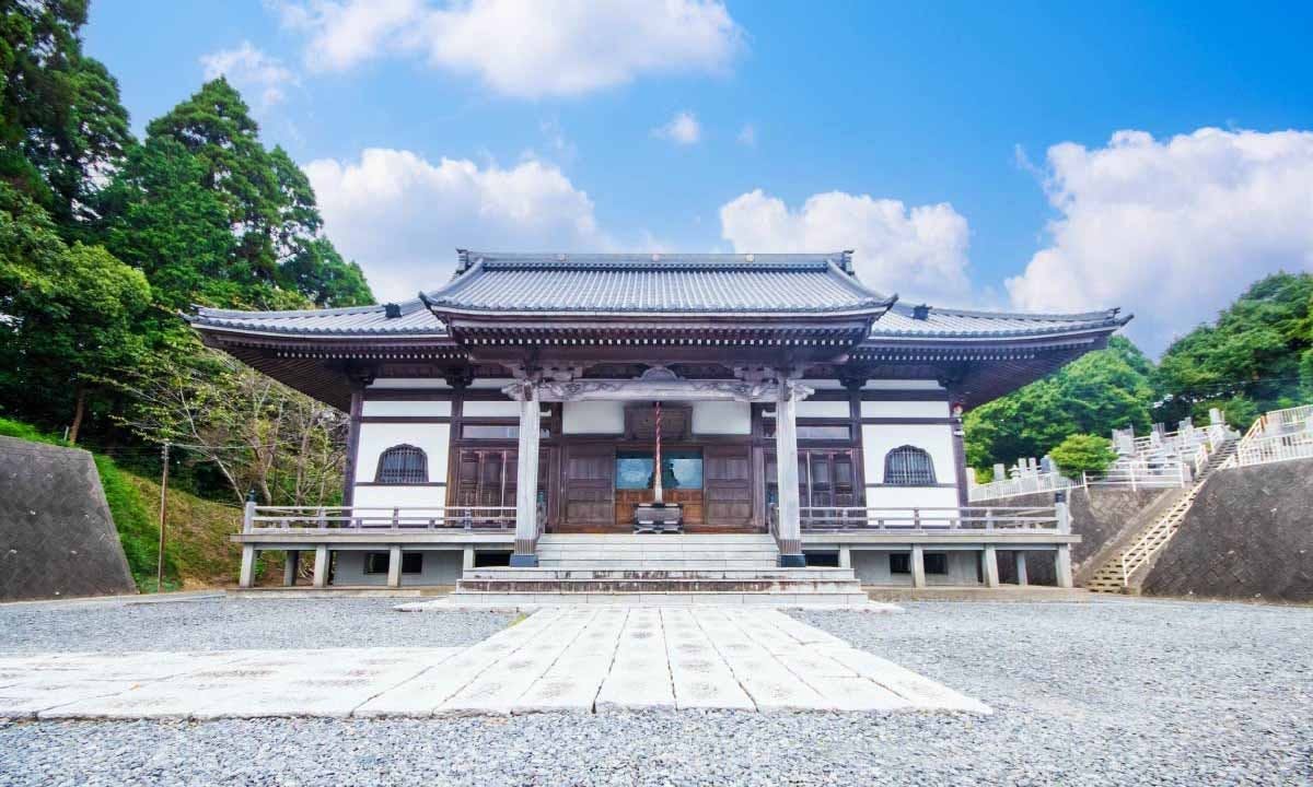 上行寺 永代供養墓・樹木葬 本堂