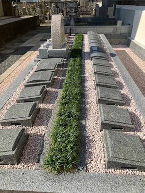 リーフログ千本中立売樹木葬墓苑