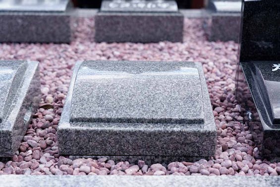 リーフログ千本中立売樹木葬墓苑