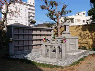 慈光寺御廟