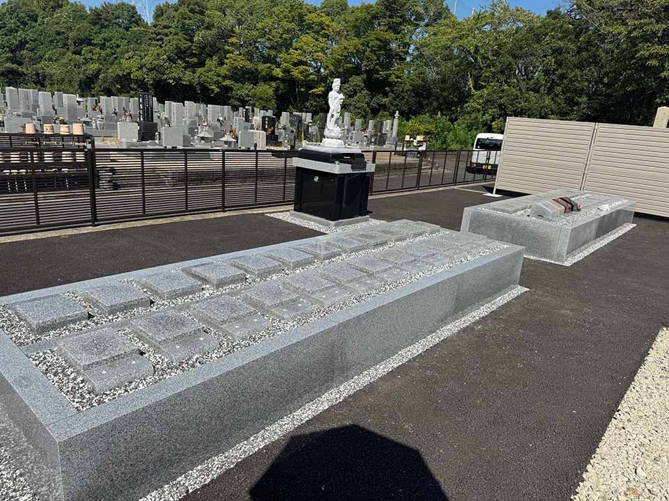 称迎寺 個別型プレート墓・久遠墓・永代合祀墓 個別型プレート墓