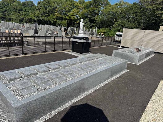称迎寺 個別型プレート墓・久遠墓・永代合祀墓
