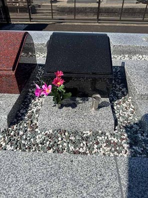 称迎寺 個別型プレート墓・久遠墓・永代合祀墓