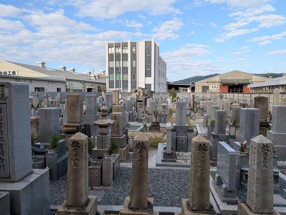 国府・惣社墓地