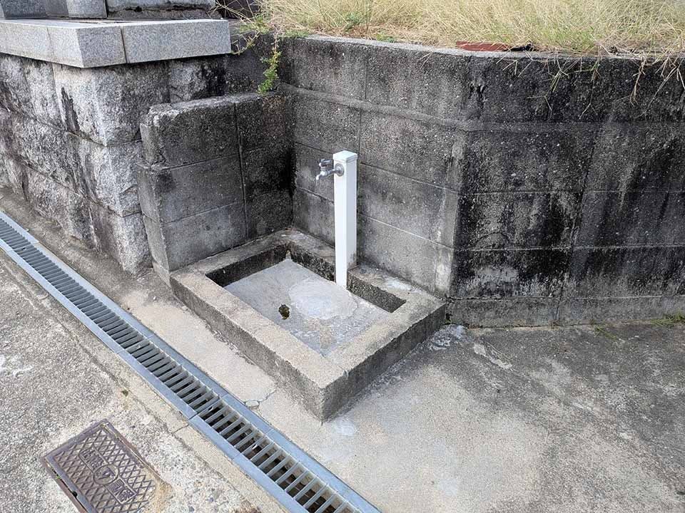 埴生野東共同墓地