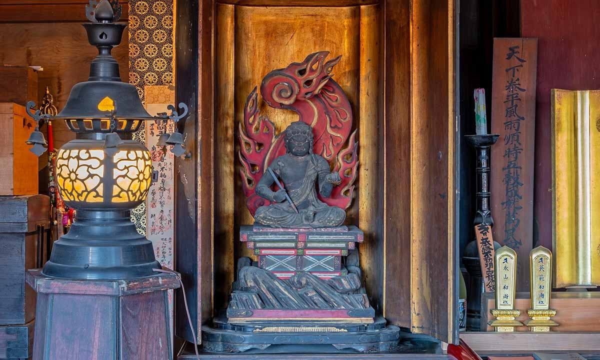 不動寺 永代供養墓・樹木葬 群馬県指定重要文化財「木彫不動明王」（通常は非公開）