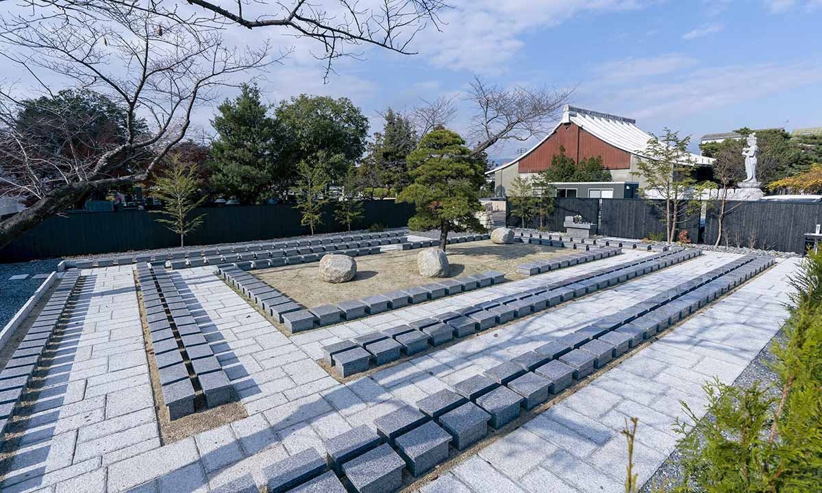 徳雲寺　樹木葬『慈雲』