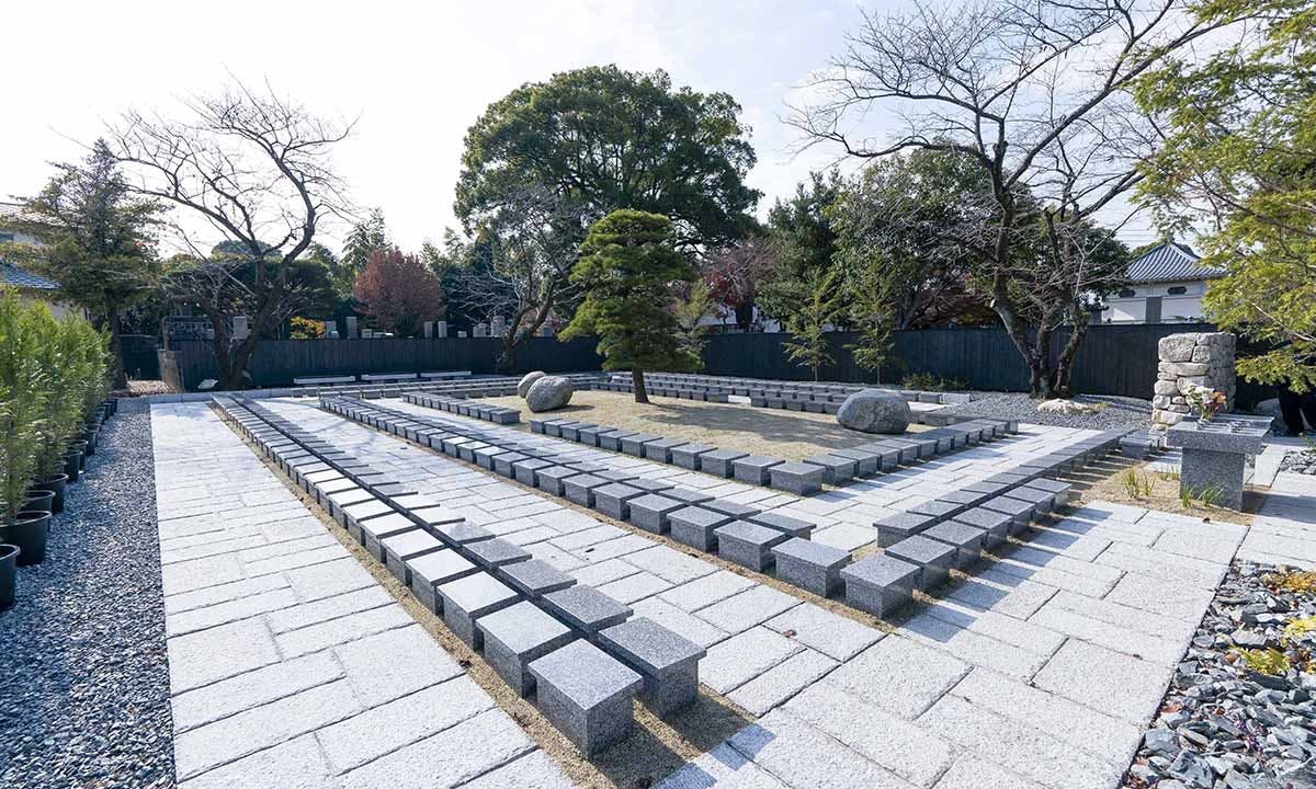 徳雲寺　樹木葬『慈雲』