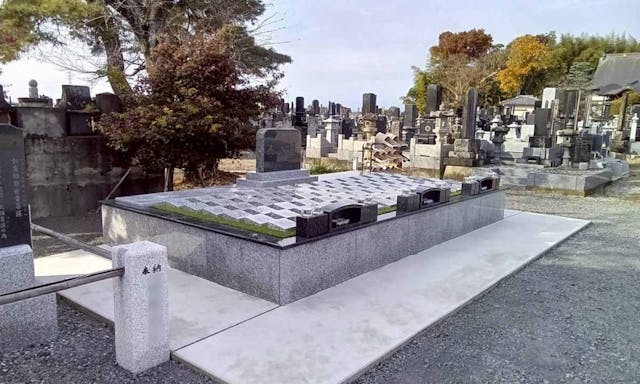 石蔵寺　樹木葬墓【そよ風】