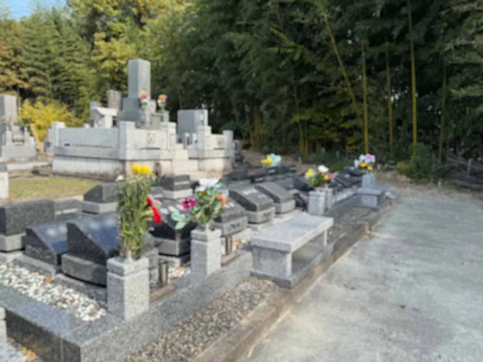 霊岩寺墓苑-安寧路－（永代供養墓）