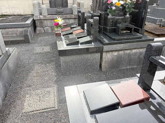 松平西福寺 庭園型墓石