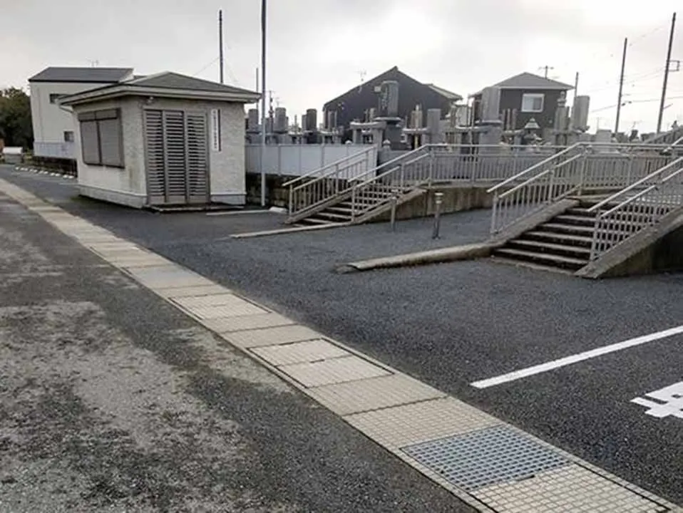 牛込観音寺霊苑　木更津の杜