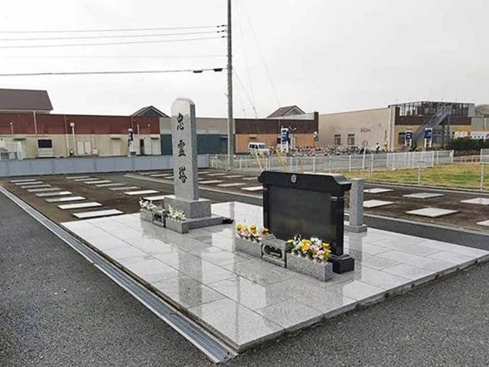 牛込観音寺霊苑　木更津の杜