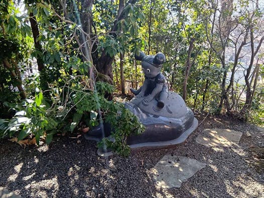 吉祥院墓苑「藤の杜」