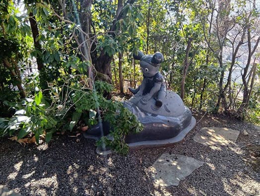 吉祥院墓苑「藤の杜」