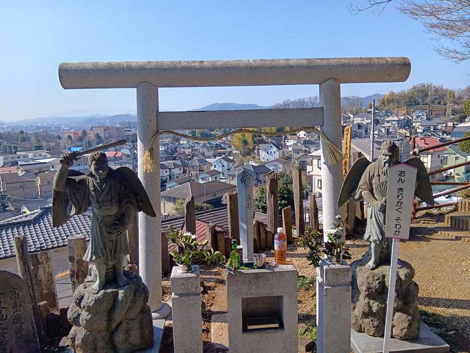 吉祥院墓苑「藤の杜」