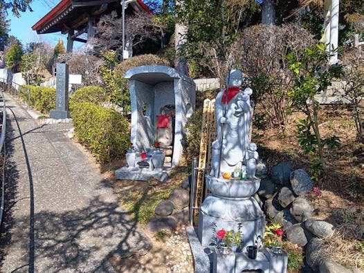 吉祥院墓苑「藤の杜」