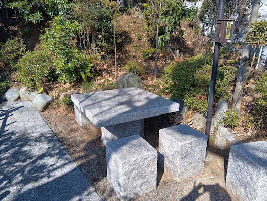 吉祥院墓苑「藤の杜」