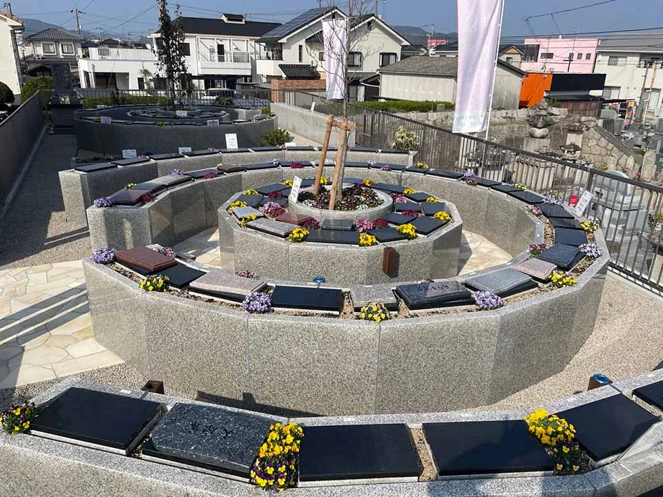 源福寺ガーデン墓苑「樹花」