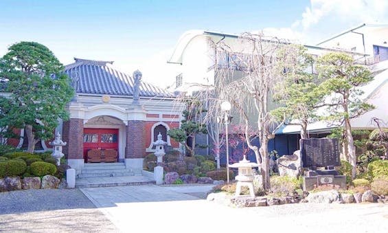 勝専寺樹木葬 合掌墓