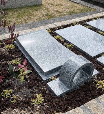 リーフログ長浜樹木葬墓苑