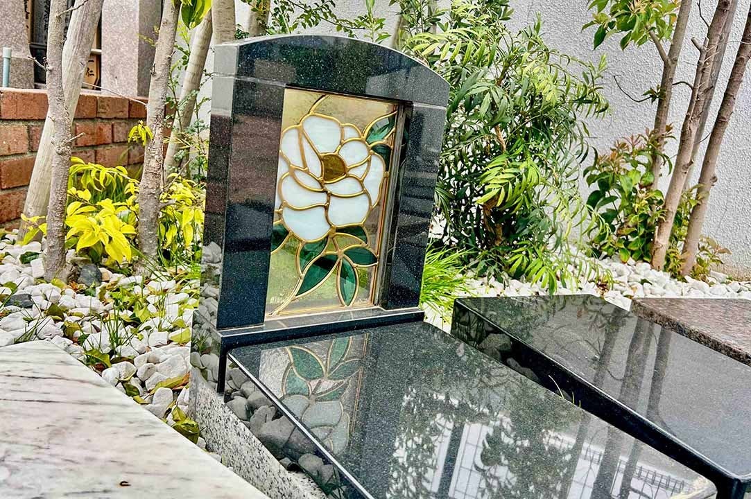 舎人墓苑　光明